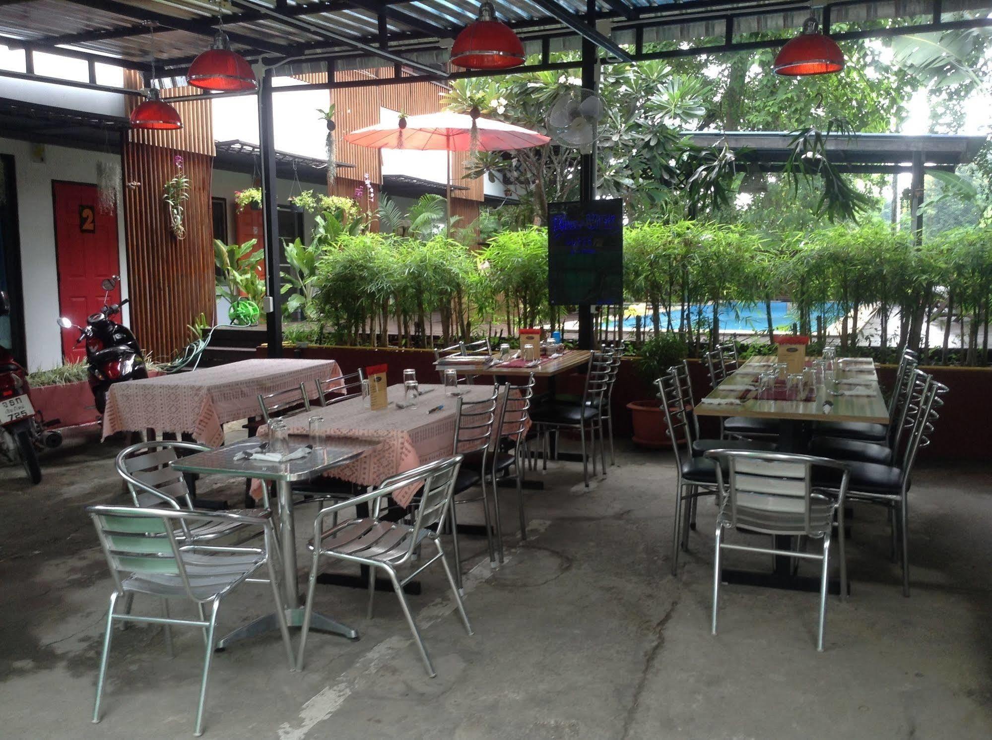 Hi Guesthouse Airport Chiang Mai Extérieur photo